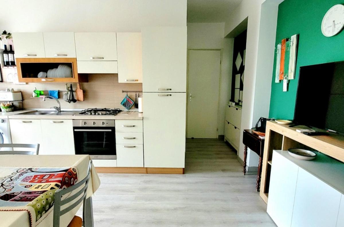 カラタビアーノLa Casa Di Giadaアパートメント エクステリア 写真